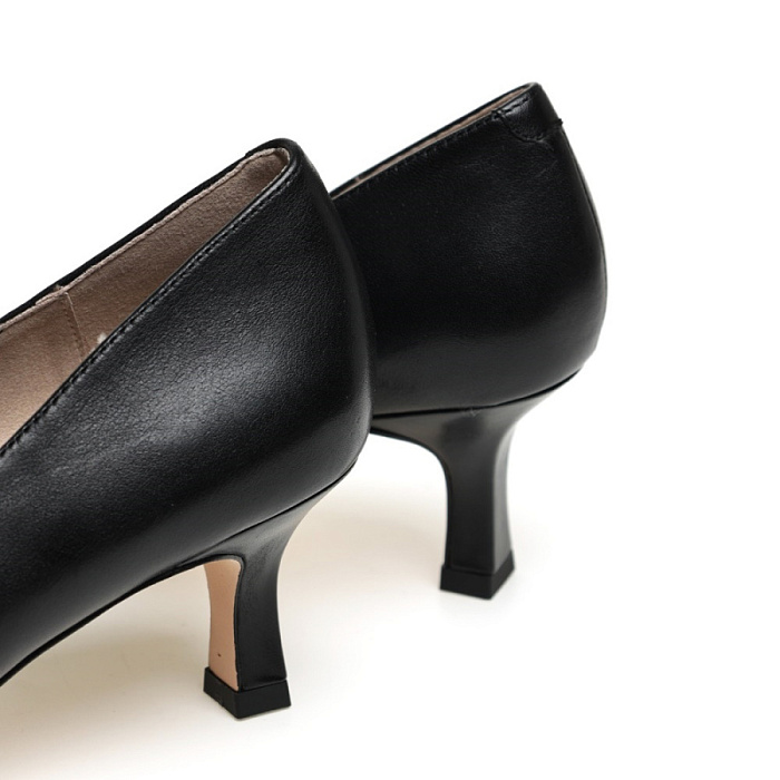 Женские туфли лодочки basic CAPRICE черные, артикул 9-22403-42-022