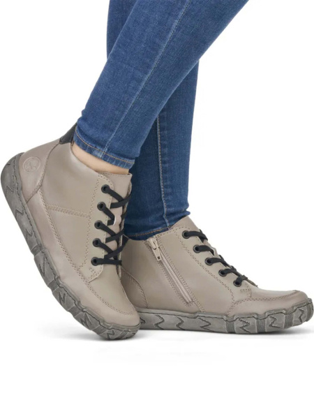 Женские ботинки basic RIEKER