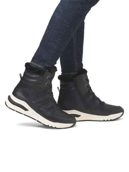 Женские кроссовки RIEKER