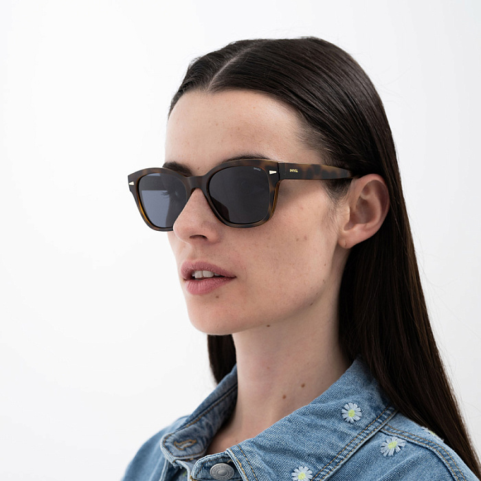 Очки INVU, артикул IB22546B