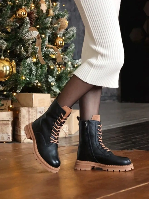 Женские берцы Donna Daniella  черные, артикул 22W10-26-101Z