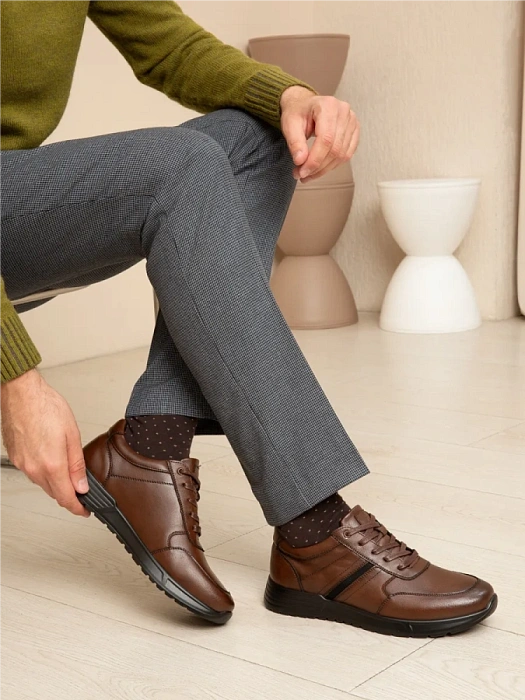 Мужские кроссовки BRUNO RENZONI  коричневые, артикул DSHD-DM001B