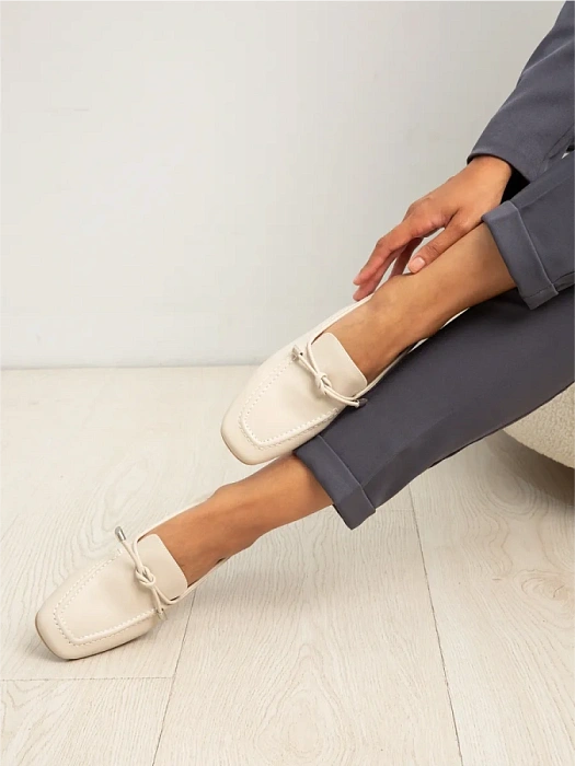 Женские лоферы FEDERICA RODARI бежевые, артикул 43E-S1683-Z37978-2