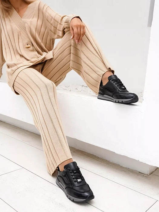 Женские кроссовки eObuv черные, артикул 9-73750-41-070