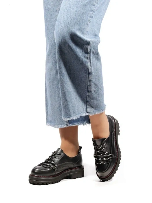 Женские дерби Donna Daniella  черные, артикул 8-2376-1.99-1372