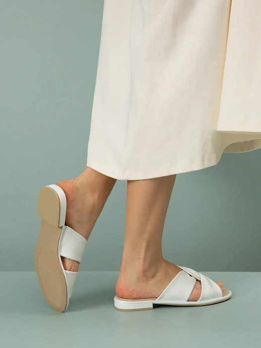 Женские пантолеты CAPRICE белые, артикул 9-27100-42-102