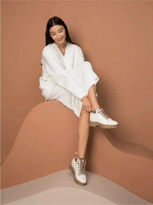 Женские ботинки basic FEDERICA RODARI белые, артикул 42E-H512-1C