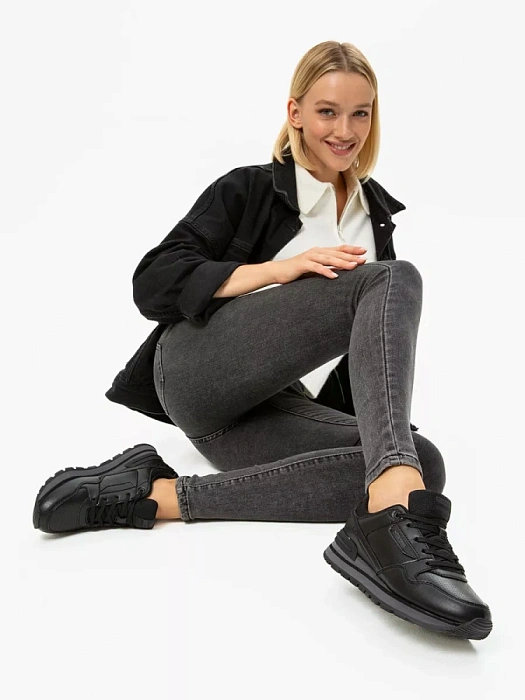 Женские кроссовки STROBBS черные, артикул F7514-3