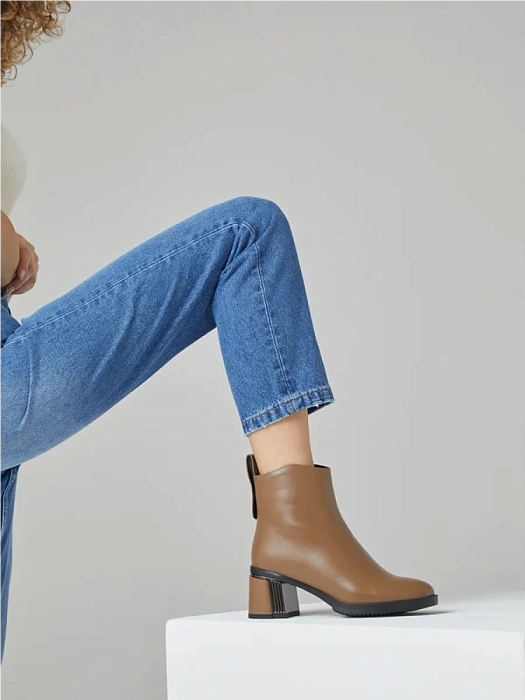 Женские ботильоны FEDERICA RODARI коричневые, артикул 7E-3H501-356