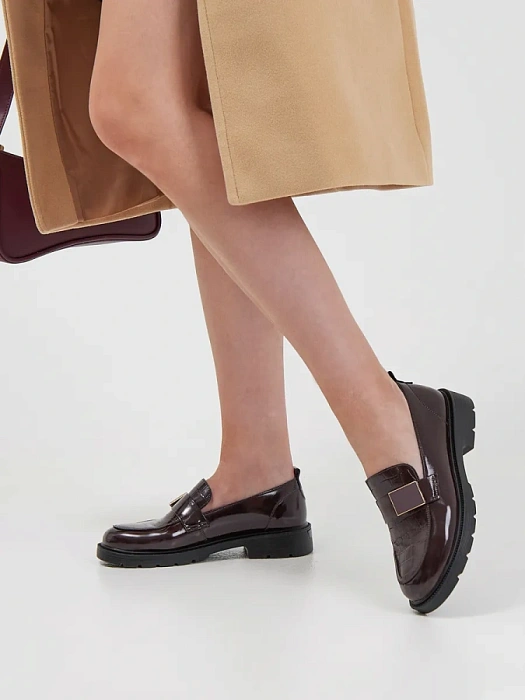 Женские лоферы eObuv бордовые, артикул LMW24-BWLC3-012B