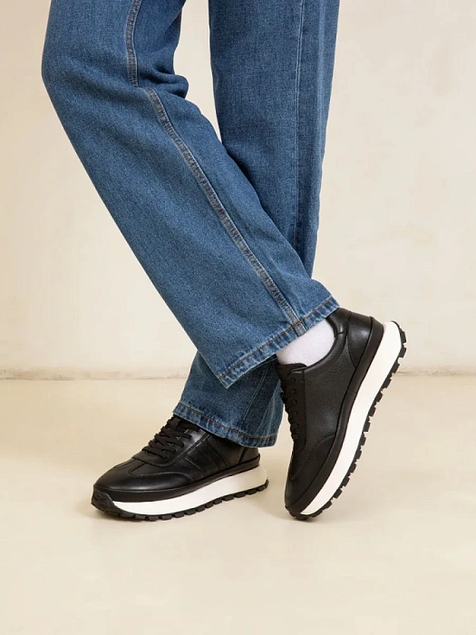 Мужские кроссовки BRUNO RENZONI  черные, артикул ZCA8982T-1