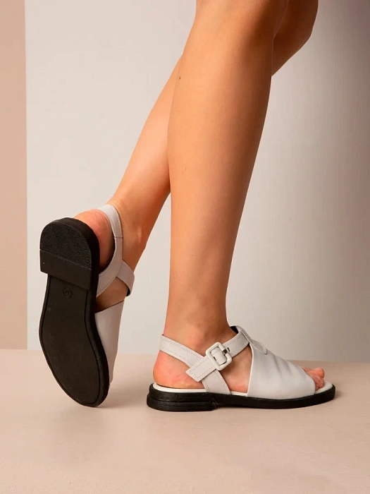 Женские босоножки  MARCO TOZZI белые, артикул 2-28164-42-110
