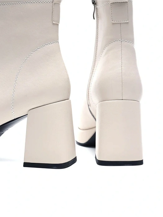 Женские ботильоны FEDERICA RODARI белые, артикул 7E-4C417-5