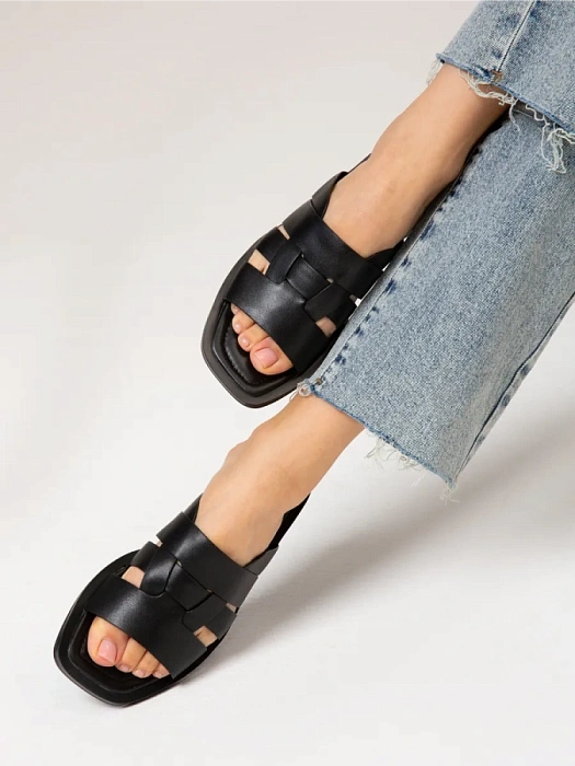 Женские шлепанцы SOFIA-ALEXANDRA черные, артикул SA20567-WL