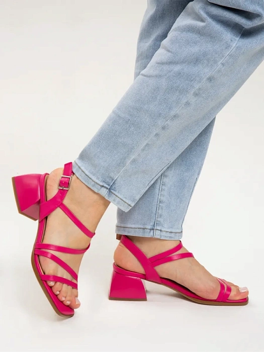 Женские босоножки  FEDERICA RODARI розовые, артикул 17E-H269-CT169-12Y