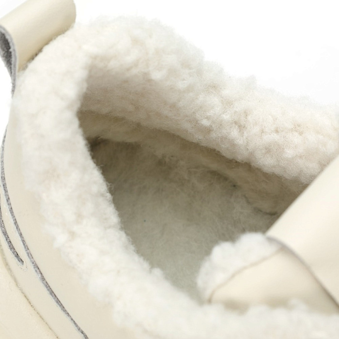 Женские кроссовки Donna Daniella  бежевые, артикул AP022-011