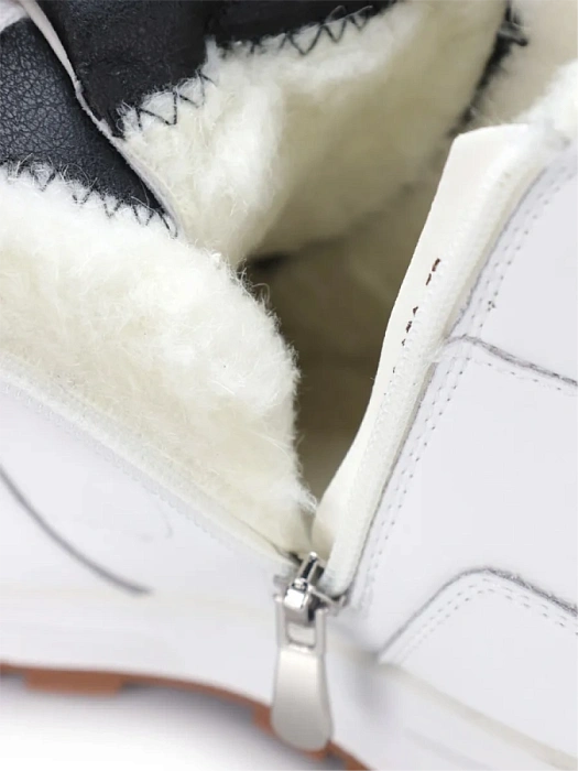 Женские ботинки Donna Daniella  белые, артикул NU412-011