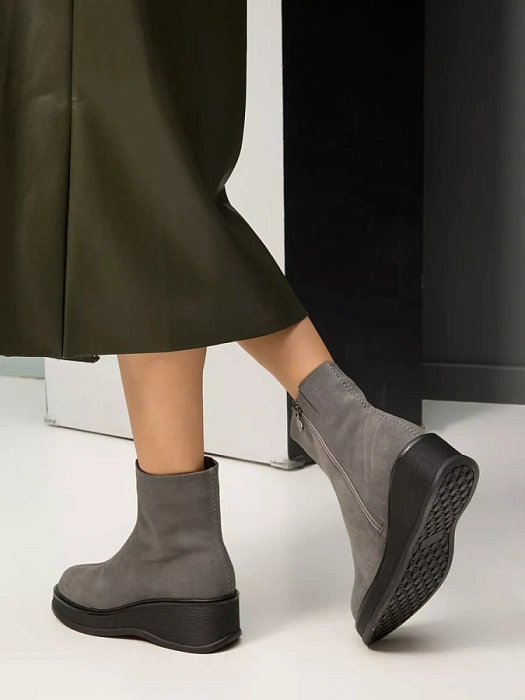 Женские ботинки basic SOFIA-ALEXANDRA серые, артикул 17E-Z16490-B01A