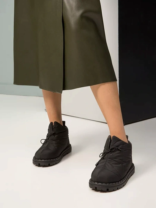 Женские ботинки Donna Daniella  черные, артикул 22W9-32-101Z