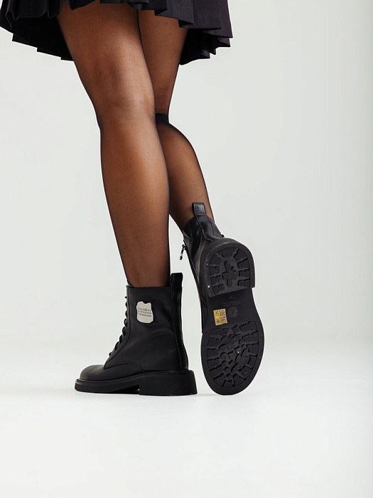 Женские ботинки FEDERICA RODARI черные, артикул 19E-J6-A1383