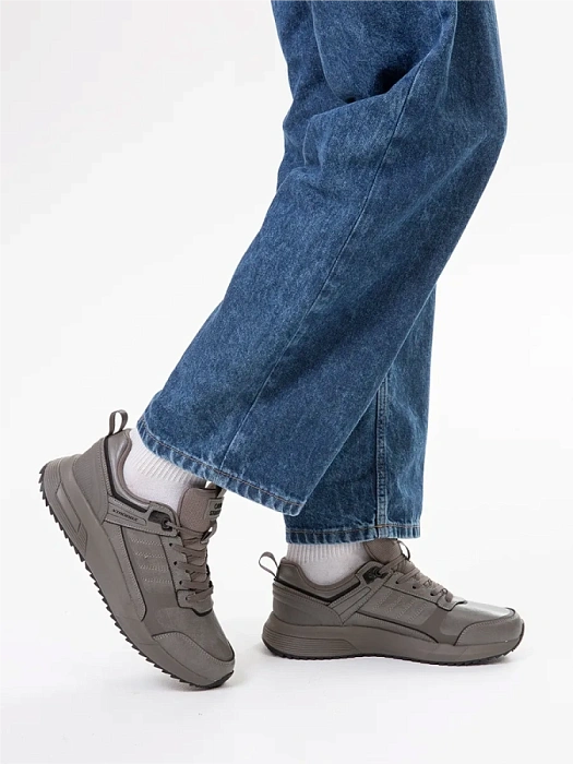 Мужские кроссовки STROBBS серые, артикул C3602-10