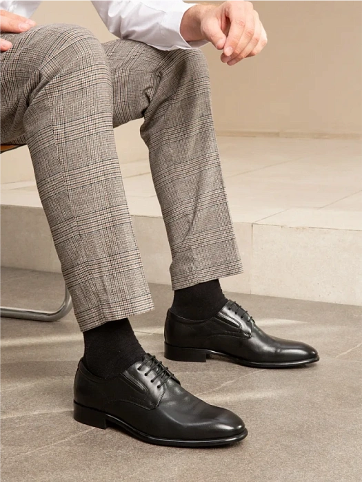 Мужские туфли BRUNO RENZONI  черные, артикул 24242-457-C515