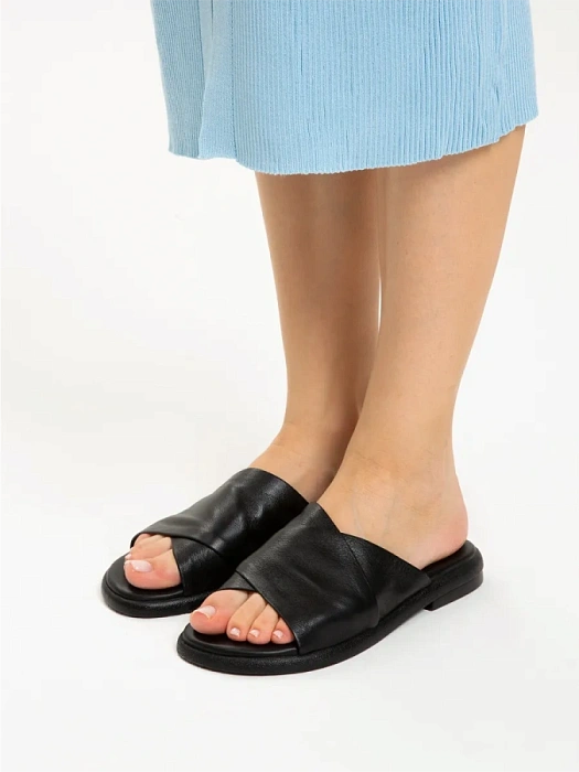 Женские шлепанцы eObuv черные, артикул D24YT-2290