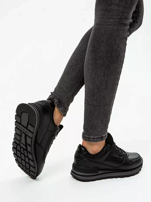 Женские кроссовки STROBBS черные, артикул F7514-3