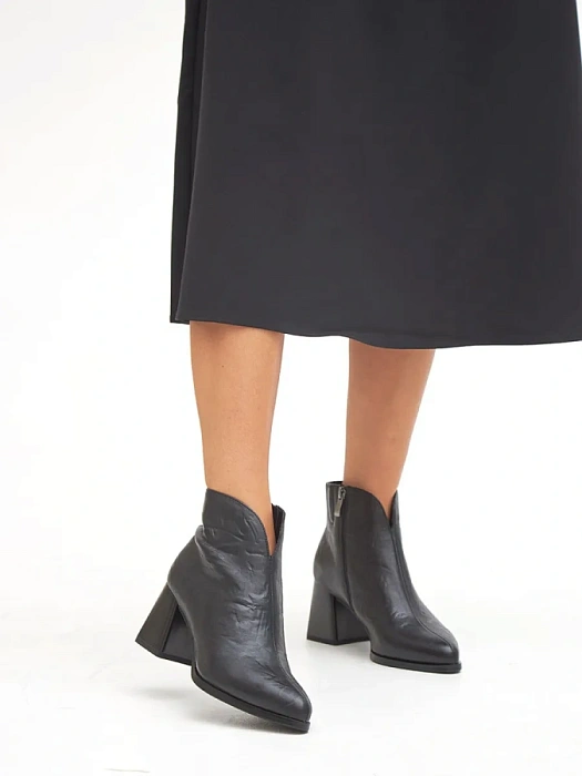 Женские ботильоны SOFIA-ALEXANDRA черные, артикул 17E-17170-F02