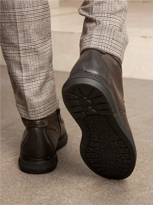 Мужские ботинки BRUNO RENZONI  коричневые, артикул 983X-17R-B12