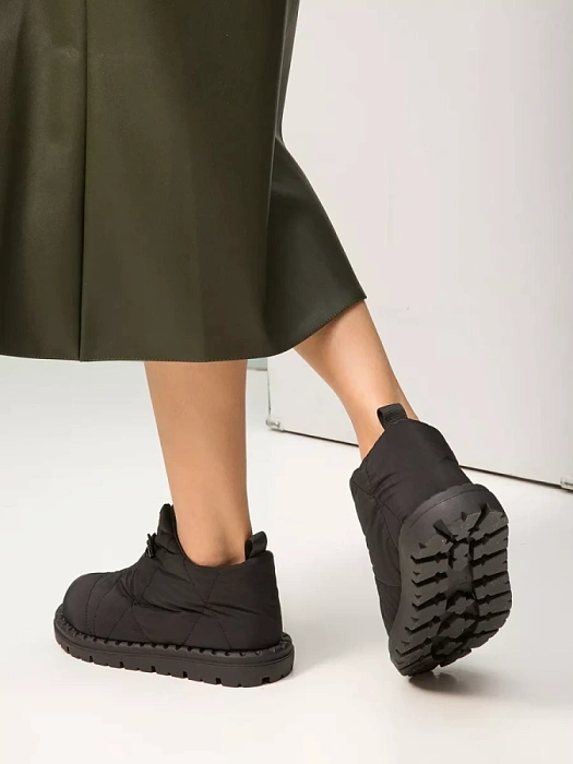 Женские ботинки Donna Daniella  черные, артикул 22W9-32-101Z