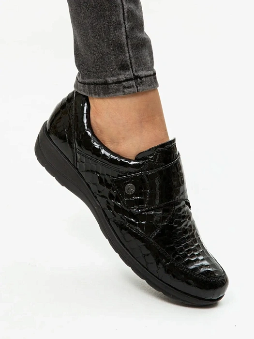 Женские туфли basic CAPRICE черные, артикул 9-24656-43-014