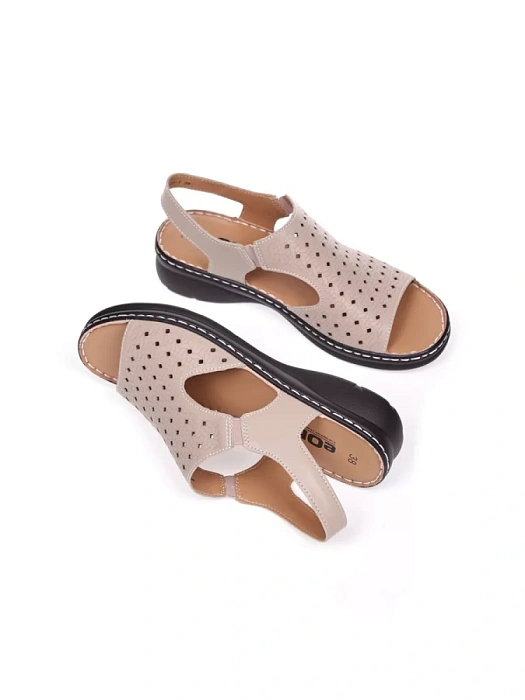 Женские босоножки  eObuv бежевые, артикул 52E-LQFR071-1.EO