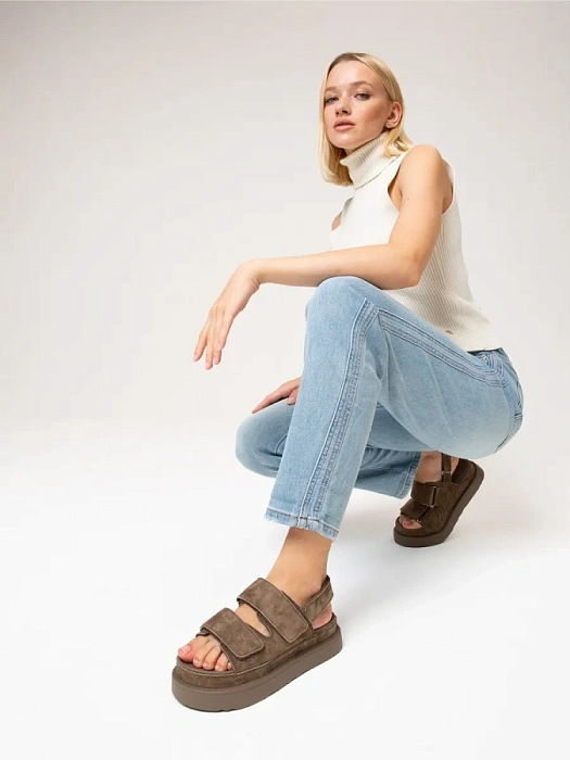 Женские сандалии Donna Daniella  коричневые, артикул XXS25-HHLC2-036-2