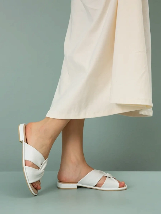 Женские пантолеты CAPRICE белые, артикул 9-27100-42-102