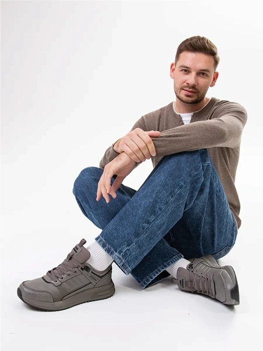 Мужские кроссовки STROBBS серые, артикул C3602-10