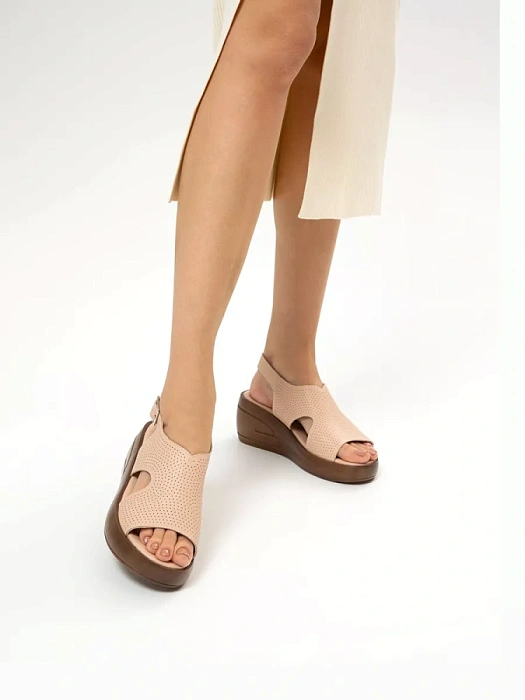 Женские босоножки  eObuv розовые, артикул 42E-2362-11B