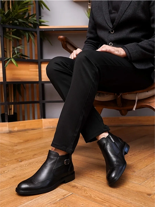 Мужские ботинки basic BRUNO RENZONI  черные, артикул 5498X-700A-R