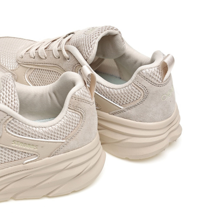 Женские кроссовки STROBBS бежевые, артикул F7400-16