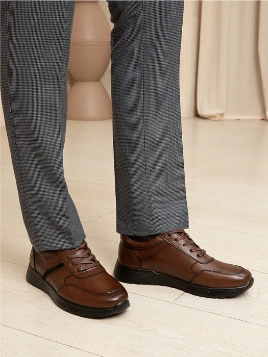 Мужские кроссовки BRUNO RENZONI  коричневые, артикул DSHD-DM001B