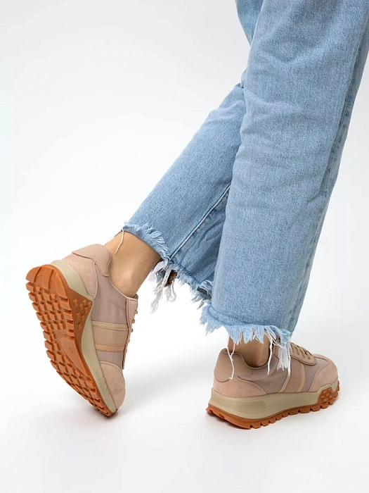 Женские кроссовки SOFIA-ALEXANDRA бежевые, артикул SA16523-WT-1