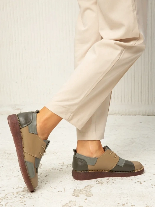 Женские туфли eObuv бежевые, артикул DB8370-3