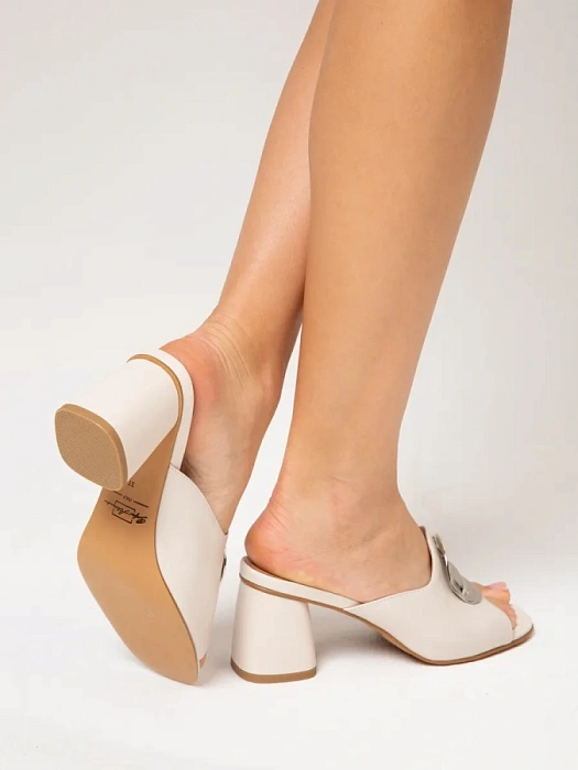 Женские сабо SOFIA-ALEXANDRA бежевые, артикул SA20561-WL