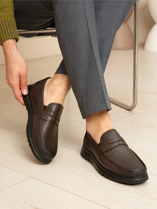 Мужские мокасины BRUNO RENZONI  коричневые, артикул 2493A-1-B12