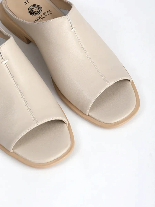 Женские сабо FEDERICA RODARI бежевые, артикул 43E-E2907-N65059-1