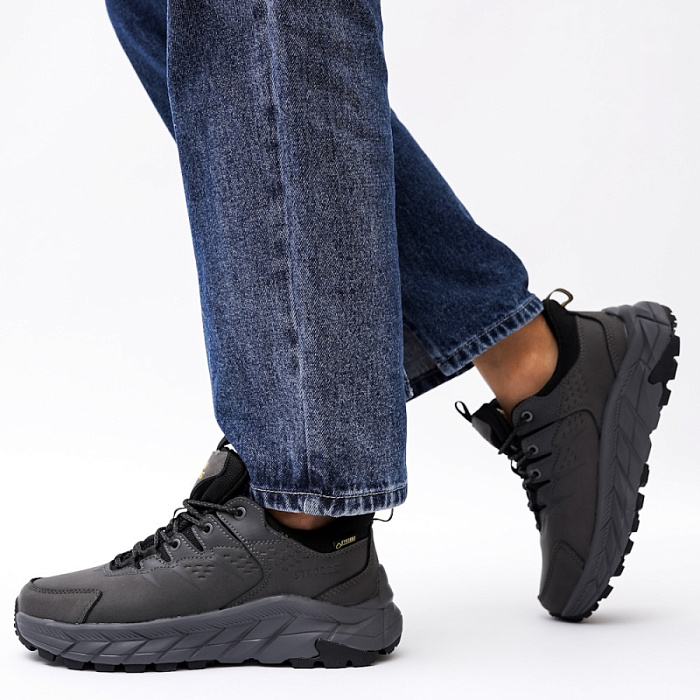 Женские кроссовки STROBBS серые, артикул F7379-10