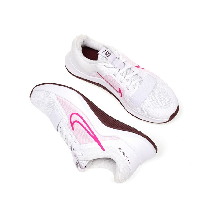 Женские кроссовки Nike белые, артикул DM0824-105