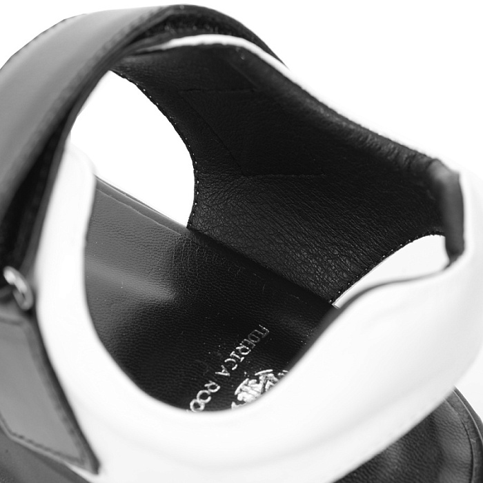 Женские сандалии FEDERICA RODARI белые, артикул 9051-1