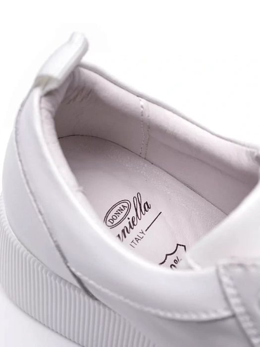 Женские кроссовки Donna Daniella  белые, артикул 41-KZY5-3-112-1
