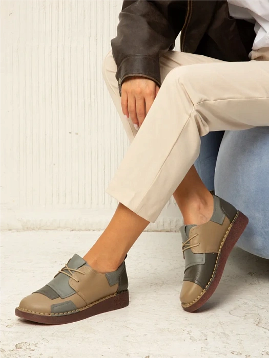 Женские туфли eObuv бежевые, артикул DB8370-3